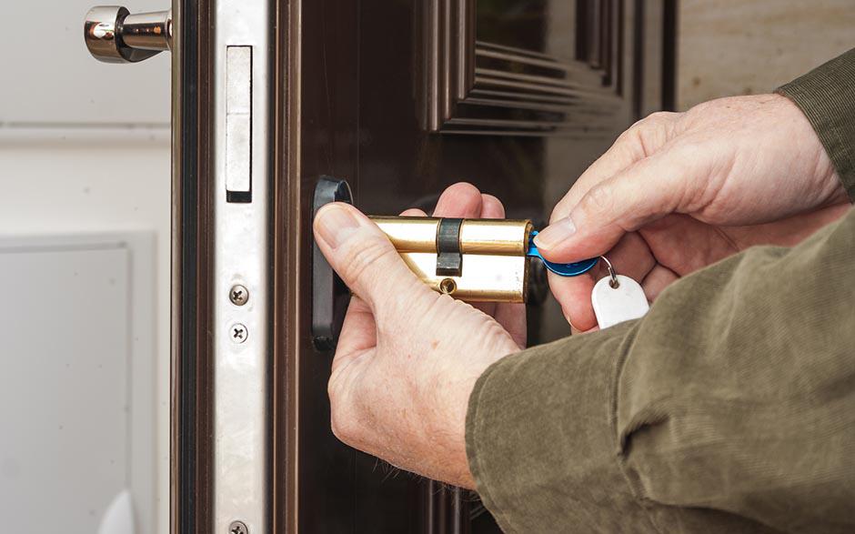 artisan serrurier ouverture de porte Clamart